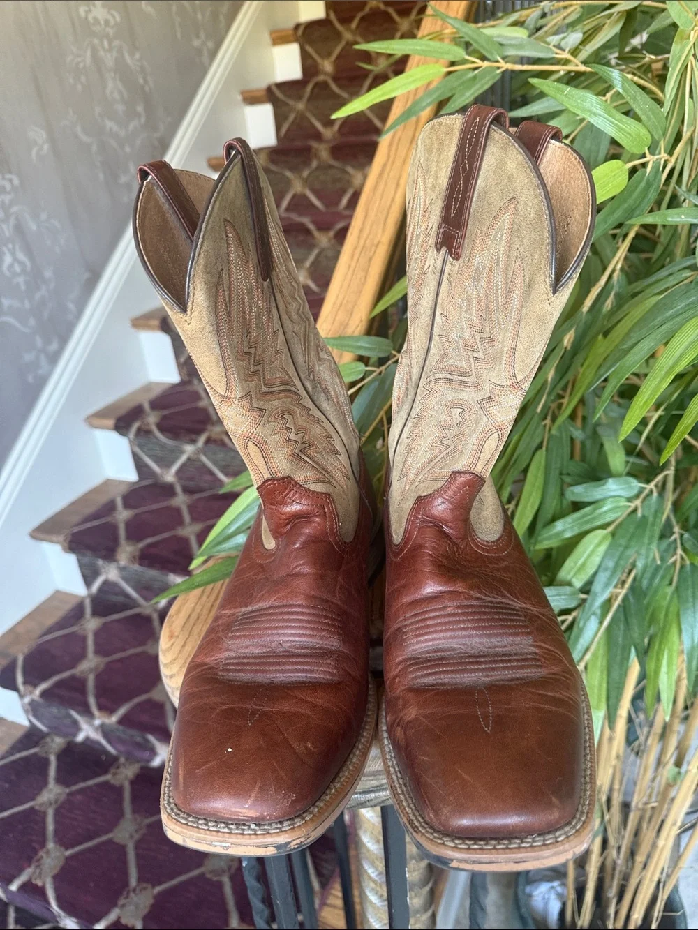 ARIAT VALOR men’s western cowboy boots very good condition size 9 1/2 D